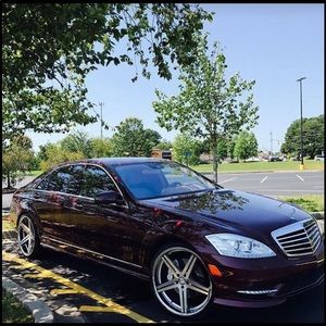 Meet your Posher, Dee